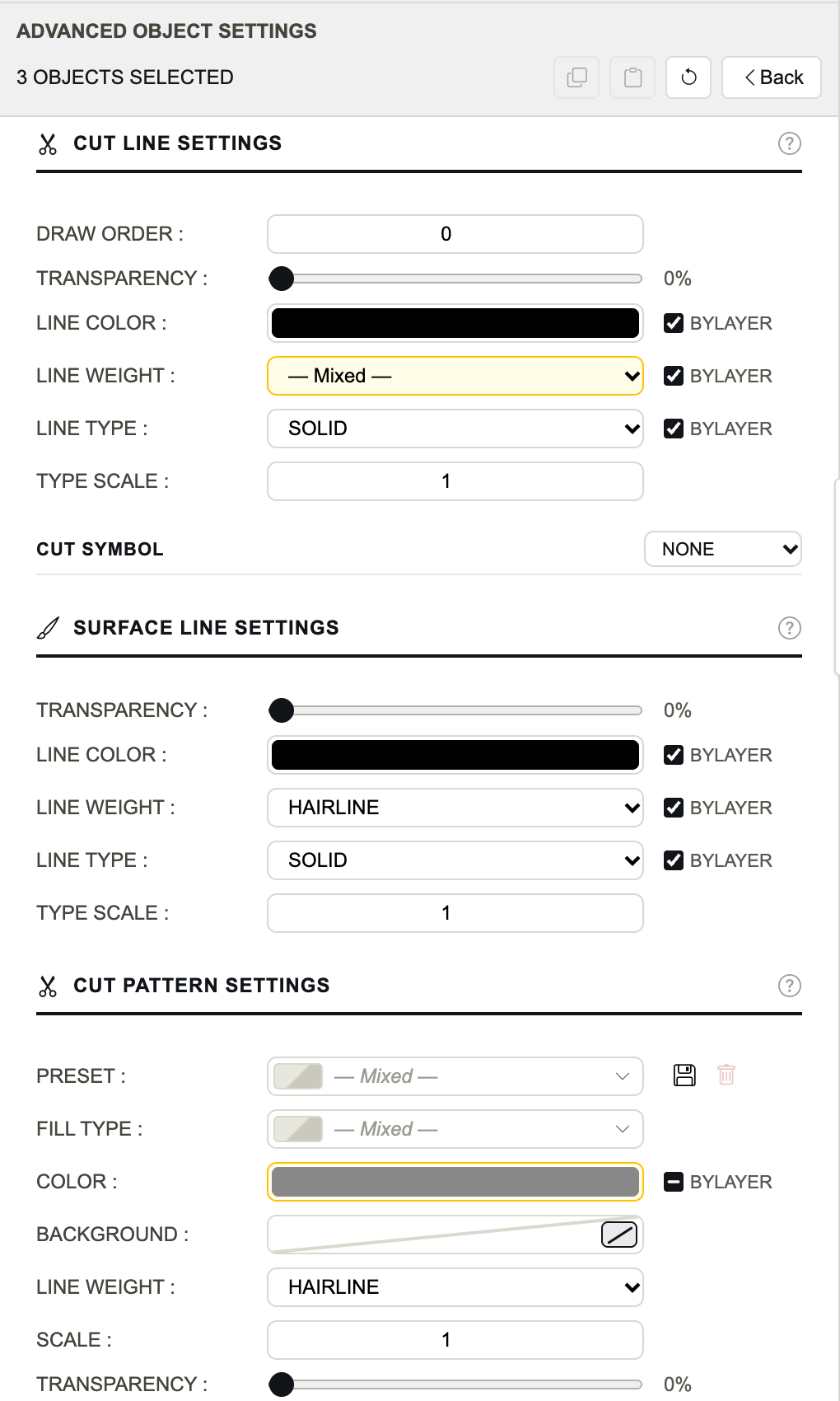 اللوحة لثلاثة كائنات: يعرض Line Weight القيمة Mixed.
